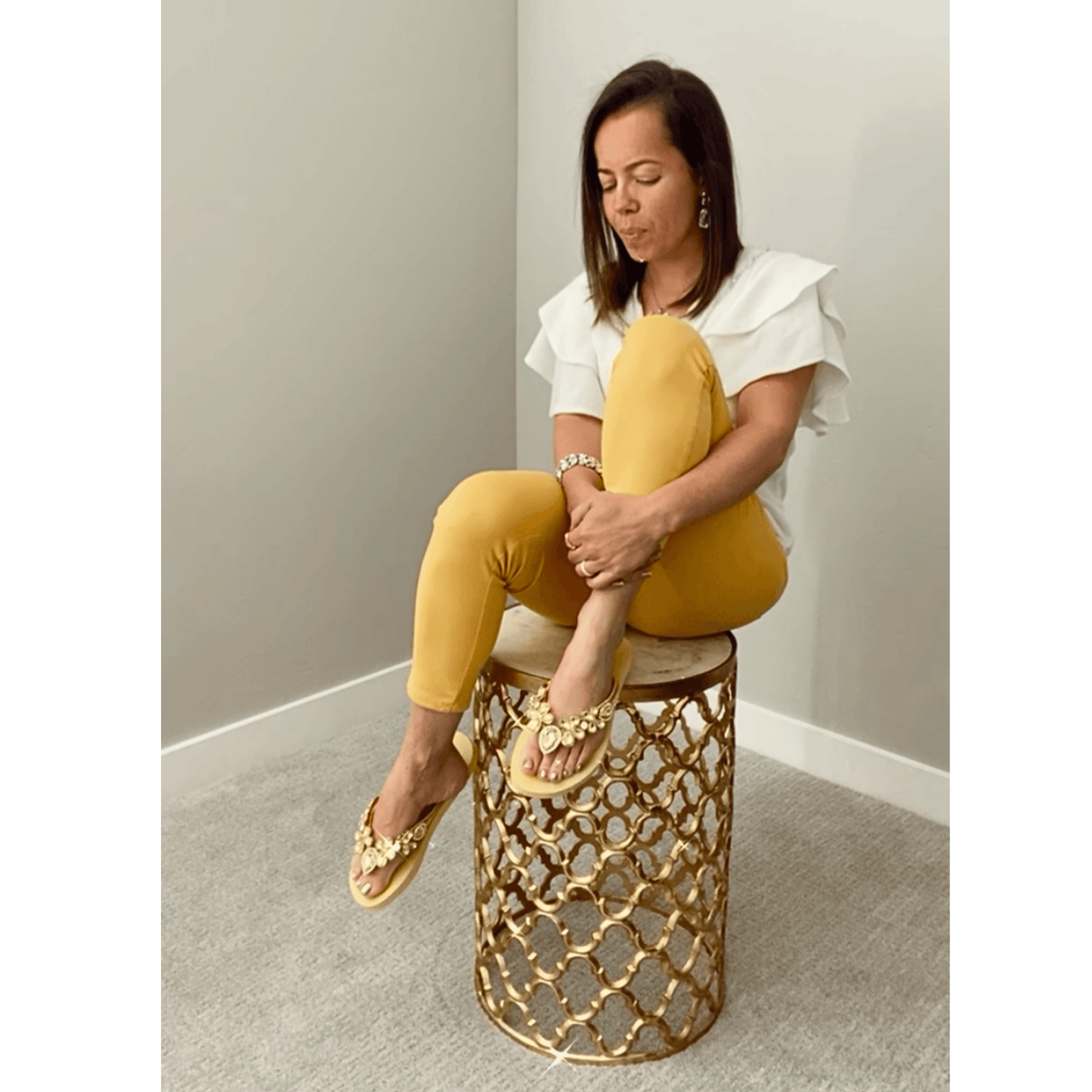AdDRESSingMe™ Luxurious Yellow Flip Flops With Rhinestones – Radiant, Soft & Sunny - AdDRESSingMe